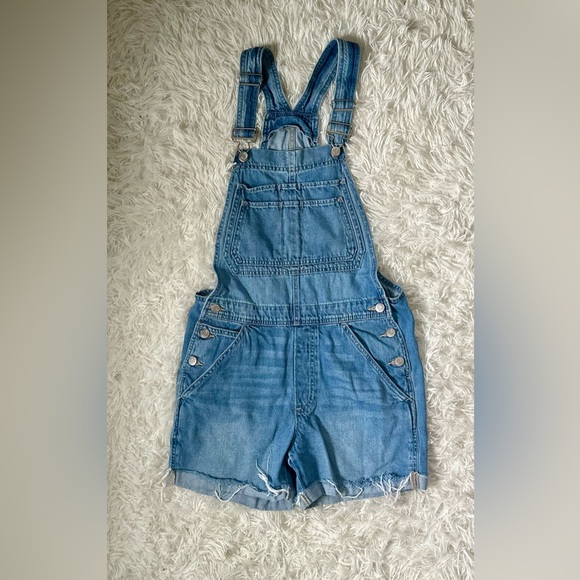 Gap denim overall shorts - Picture 2 of 4